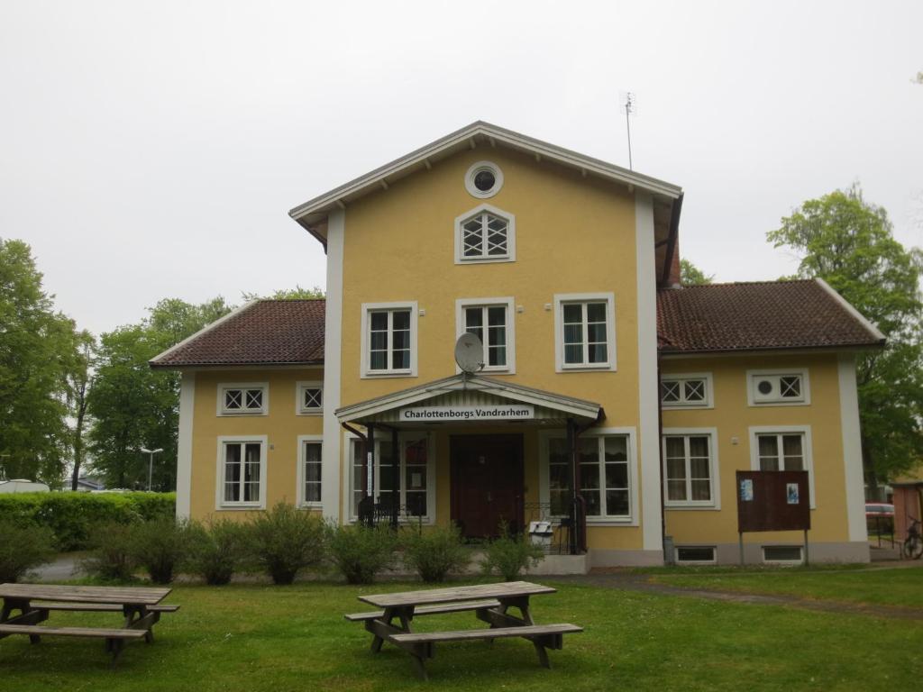 Charlottsborgs Vandrarhem คริสเตียนสตัด ภายนอก รูปภาพ